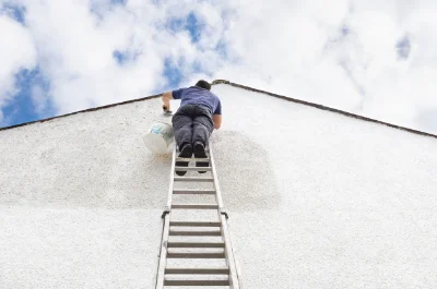 Peinture extérieure à Plan — façades et ravalement